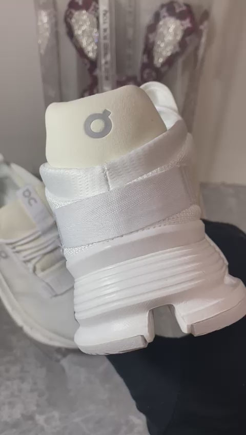 Cloud Nova Full White